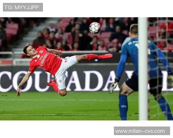 本菲卡大胜多特蒙德四球狂潮帽子戏法引发全场沸腾战术解析