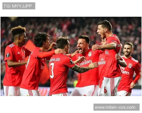 足总杯激战巴萨3-0本菲卡绝杀瞬间引发争议判罚全场沸腾